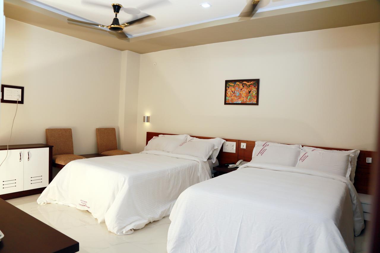 Anandkrishna Residency Hotell Guruvāyūr Eksteriør bilde