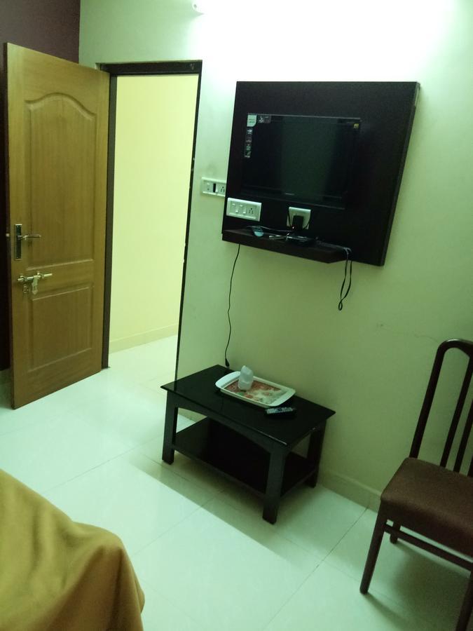 Anandkrishna Residency Hotell Guruvāyūr Eksteriør bilde
